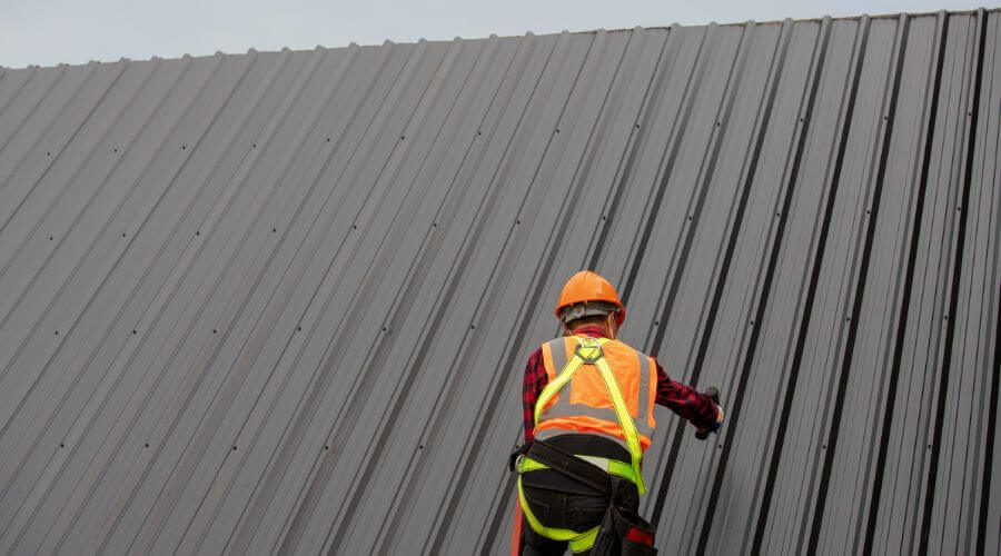 Expert Emergency Roof Repairs services in Albion, IL